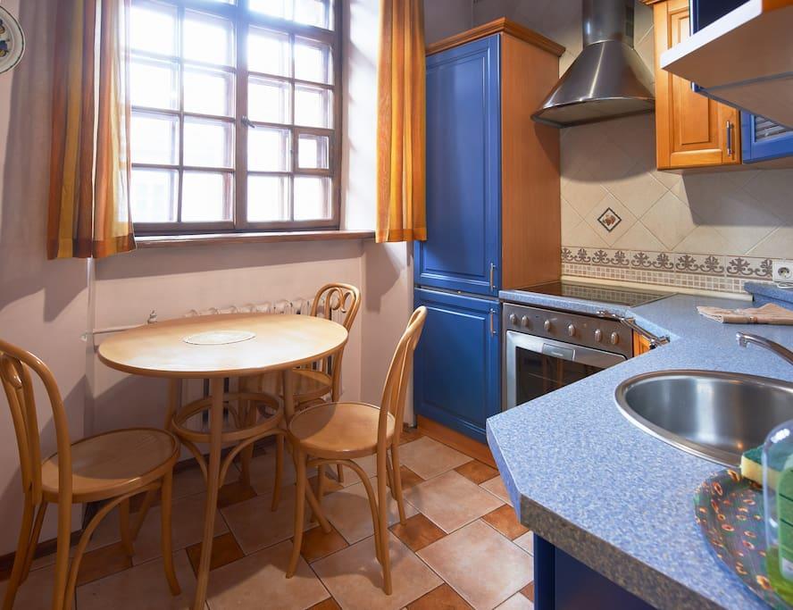 Cozy Apartment In Gothic Style House In The Heart Of The Old Town Vilnius Bagian luar foto